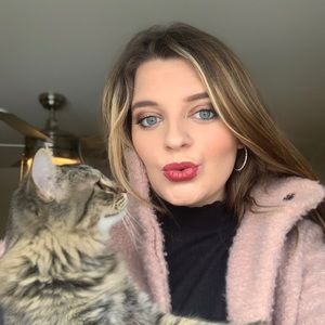 Meet your Posher, Chrislyn